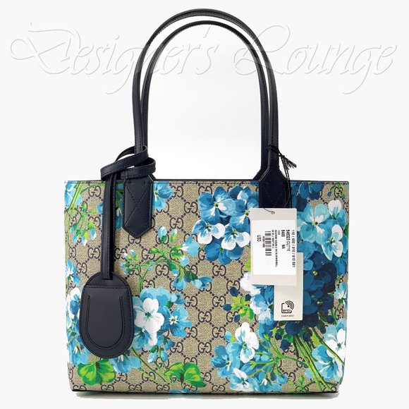 Gucci Handbags - NEW GUCCI BLOOMS Supreme GG Canvas Floral Reversible Bag